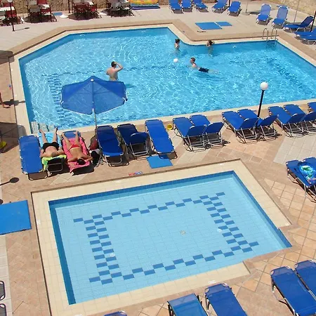Orion Star Aparthotel