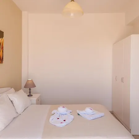 Orion Star 3* Agia Marina (Crete)