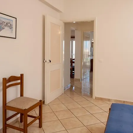 Orion Star Aparthotel