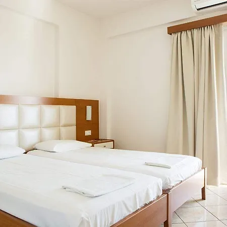 Orion Star Aparthotel Agia Marina (Crete)