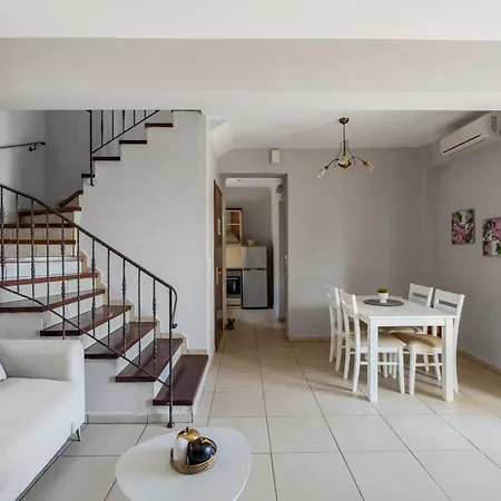 Orion Star Aparthotel 3*