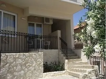 Orion Star Aparthotel 3*